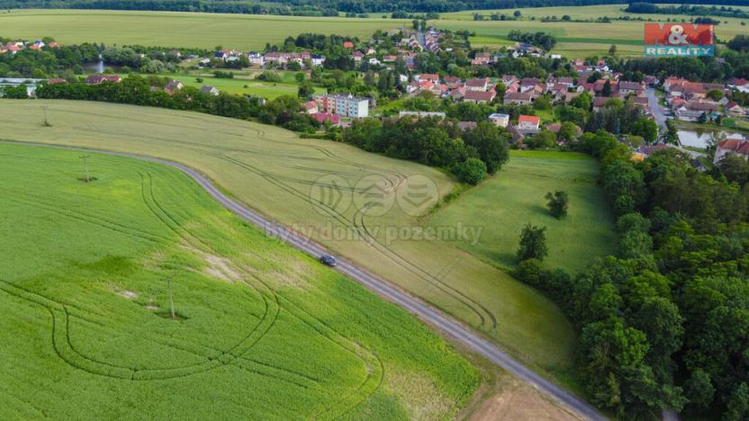 Prodej pole, Ledce, 8704 m2