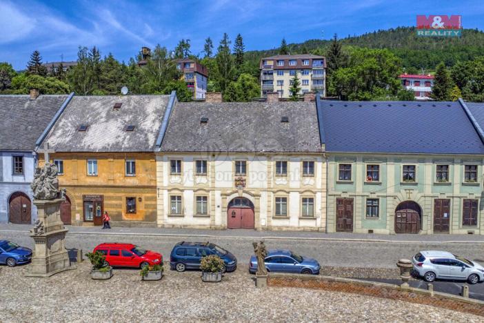 Prodej historického objektu, Manětín, 595 m2