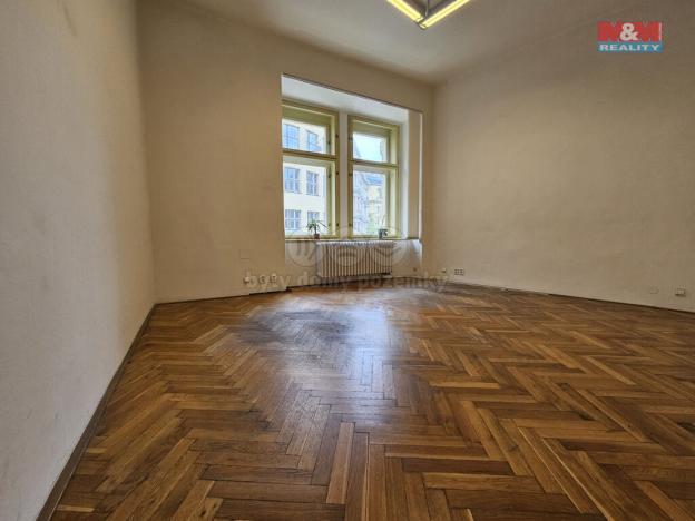 Pronájem kanceláře, Praha - Vinohrady, náměstí Míru, 35 m2