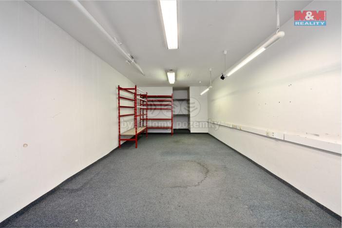 Pronájem kanceláře, Louny, Mírové náměstí, 18 m2