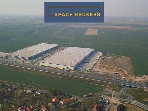 Pronájem skladu, Pavlov, 9600 m2