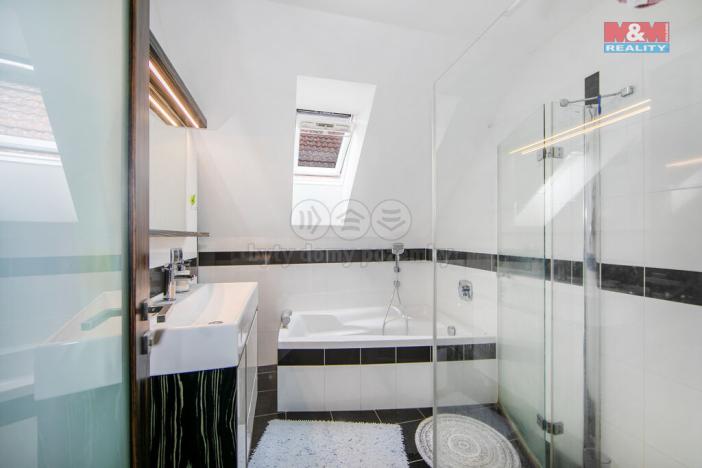 Prodej rodinného domu, Cheznovice, 269 m2