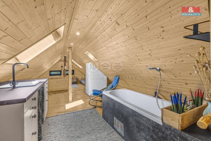 Pronájem chalupy, Dobřeň, 190 m2