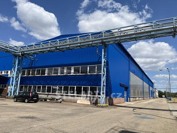 Pronájem výrobních prostor, Benešov, Černoleská, 3000 m2