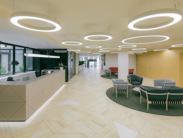 Pronájem kanceláře, Praha - Karlín, Sokolovská, 340 m2