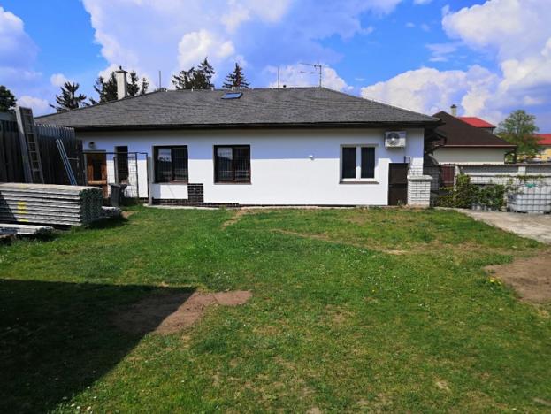 Prodej komerční nemovitosti, Nehvizdy, U Studánky, 94 m2