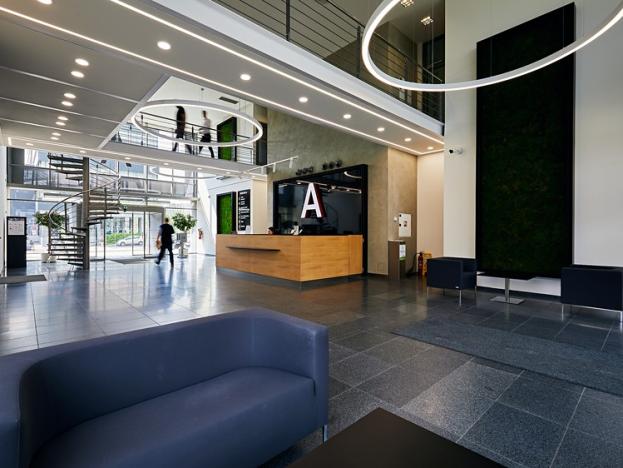 Pronájem kanceláře, Praha - Jinonice, Radlická, 2000 m2