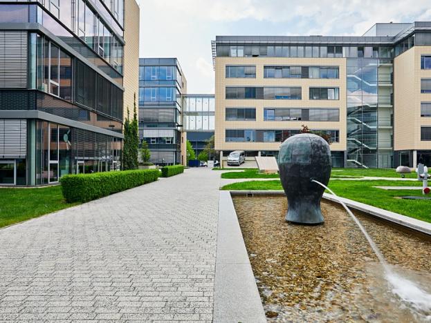 Pronájem kanceláře, Praha - Jinonice, Radlická, 2970 m2