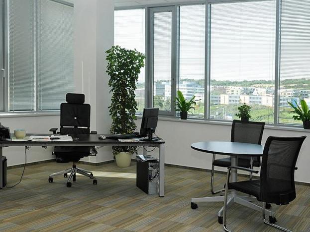 Pronájem kanceláře, Praha - Stodůlky, Bucharova, 890 m2