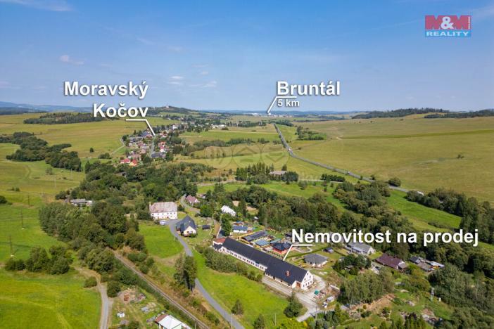 Prodej výrobních prostor, Valšov, 2000 m2