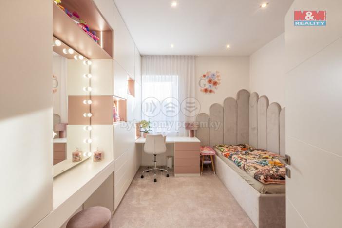 Prodej rodinného domu, Zlatá, 203 m2