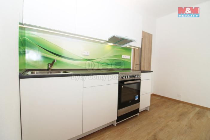 Pronájem bytu 1+1, Nový Bor - Arnultovice, Severní, 38 m2