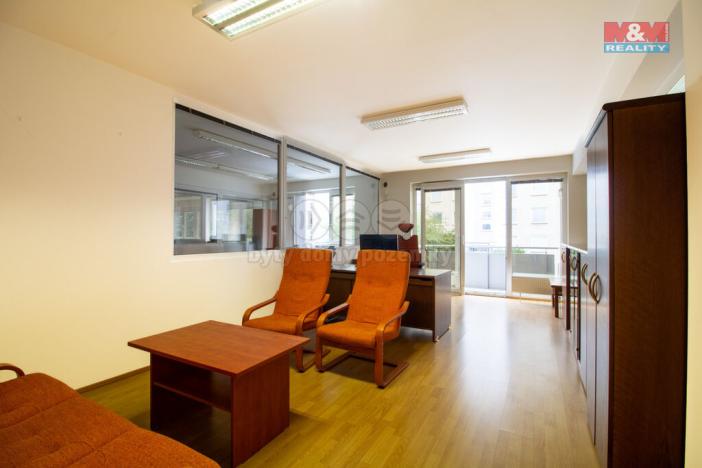 Prodej kanceláře, Praha - Hostivař, Na Plískavě, 401 m2