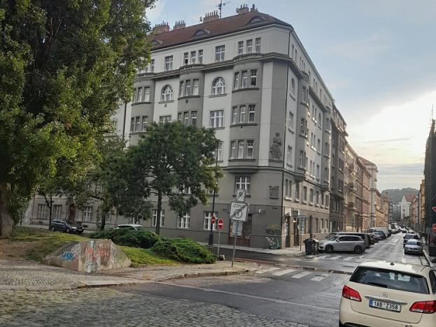 Pronájem skladu, Praha - Smíchov, Jindřicha Plachty, 18 m2