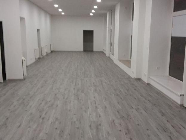 Pronájem obchodního prostoru, Karlovy Vary, Sokolovská, 120 m2