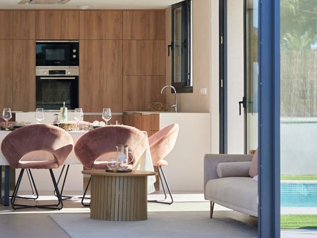 Prodej rodinného domu, Gimenells i el Pla de la Font, Španělsko, 251 m2