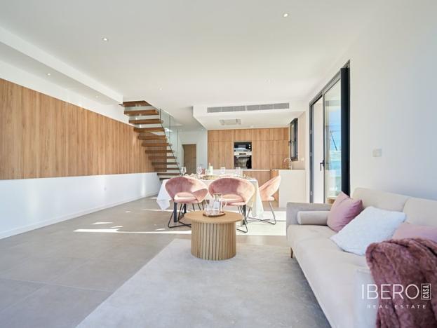 Prodej rodinného domu, Gimenells i el Pla de la Font, Španělsko, 251 m2