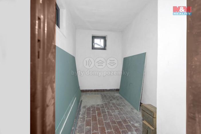 Prodej rodinného domu, Tlučná, Ke Koupališti, 180 m2