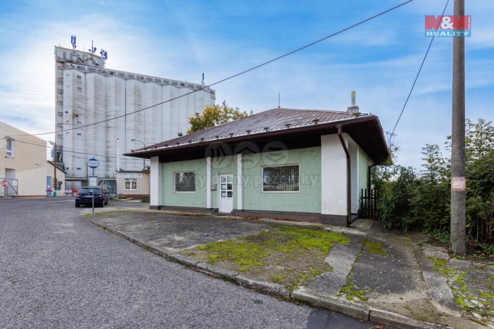 Prodej obchodního prostoru, Nebanice, 106 m2