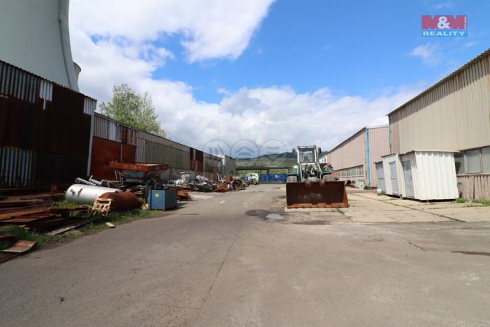 Prodej obchodního prostoru, Kadaň - Prunéřov, 2760 m2