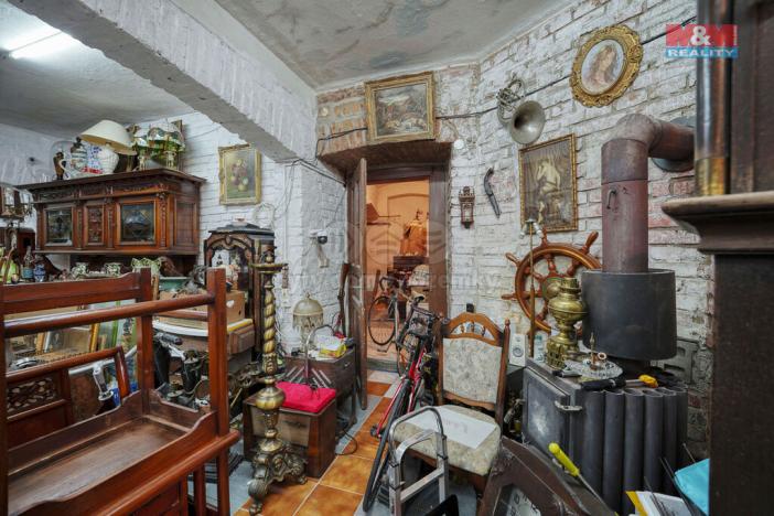 Prodej obchodního prostoru, Plzeň - Jižní Předměstí, Kardinála Berana, 157 m2