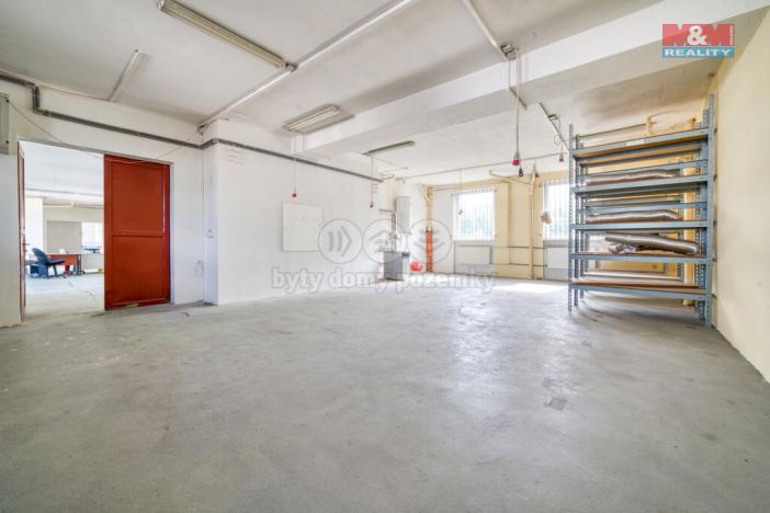 Prodej výrobních prostor, Planá, Zámecká, 2800 m2