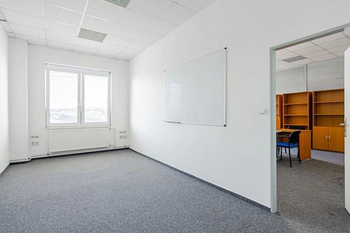 Pronájem kanceláře, Praha - Stodůlky, Jeremiášova, 1000 m2