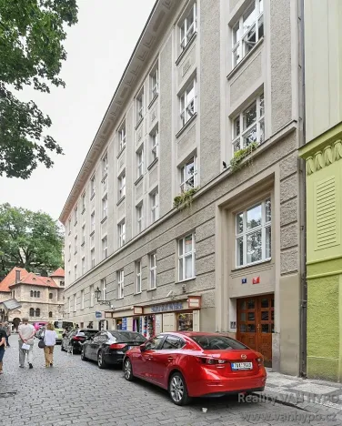 Prodej bytu 3+kk, Praha - Josefov, U starého hřbitova, 97 m2