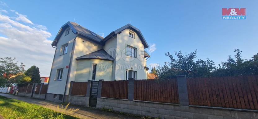 Prodej rodinného domu, Čelákovice, Rooseveltova, 234 m2