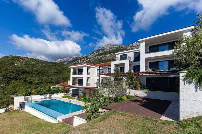 Prodej bytu 2+kk, Budva, Černá Hora, 52 m2