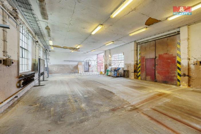 Prodej výrobních prostor, Chodová Planá, Kyjovská, 1564 m2