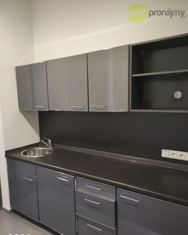 Pronájem kanceláře, Pelhřimov, Nádražní, 171 m2