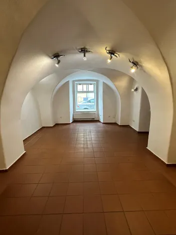 Pronájem obchodního prostoru, Kolín, Na Hradbách, 40 m2