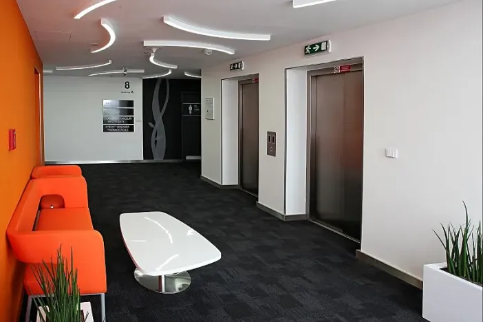 Pronájem kanceláře, Praha - Žižkov, Vinohradská, 500 m2