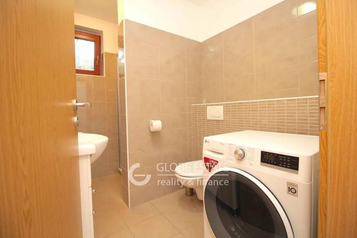 Prodej rodinného domu, Praha - Dolní Počernice, V padolině, 220 m2