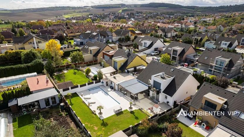 Prodej rodinného domu, Moravany, V Jámách, 320 m2