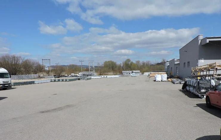 Pronájem výrobních prostor, Skalice nad Svitavou, 5640 m2