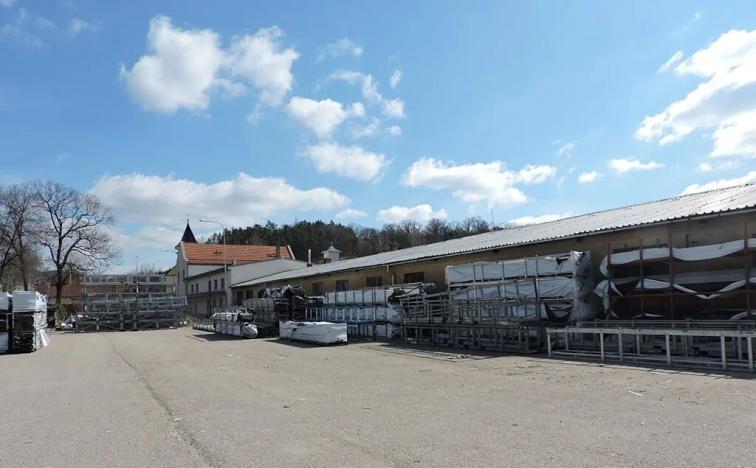 Pronájem výrobních prostor, Skalice nad Svitavou, 5640 m2