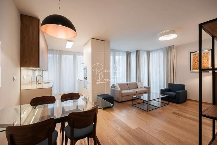 Pronájem bytu 2+kk, Praha - Smíchov, 180 m2