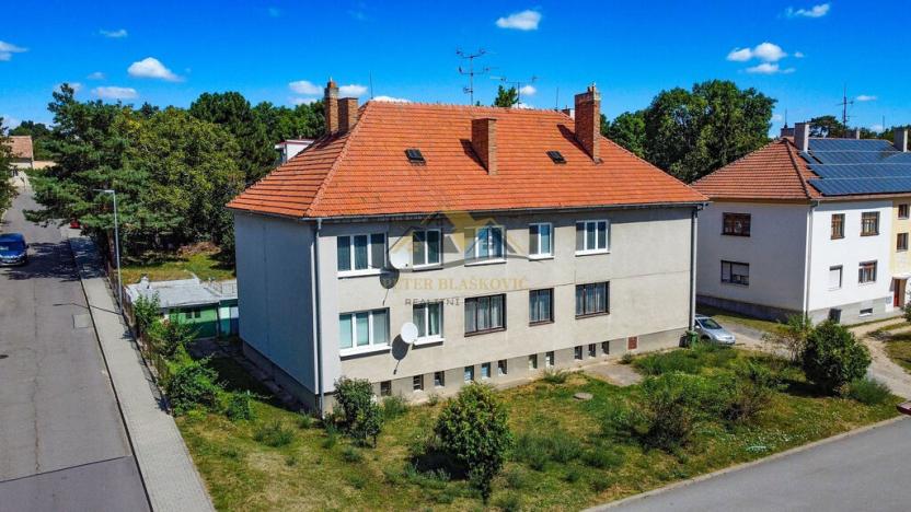 Prodej bytu 3+kk, Hrušovany nad Jevišovkou, Na Vršku, 66 m2