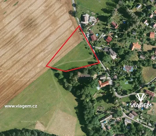 Prodej podílu pozemku pro bydlení, Velké Popovice, 1177 m2