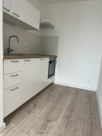 Pronájem bytu 2+kk, Praha - Řepy, Vondroušova, 36 m2