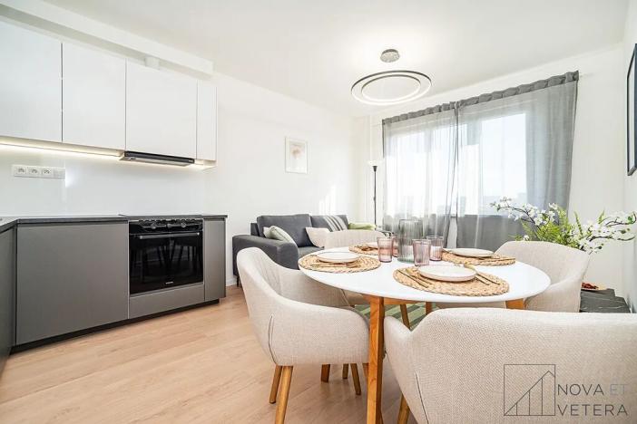 Prodej bytu 3+kk, Praha - Vokovice, Arabská, 56 m2