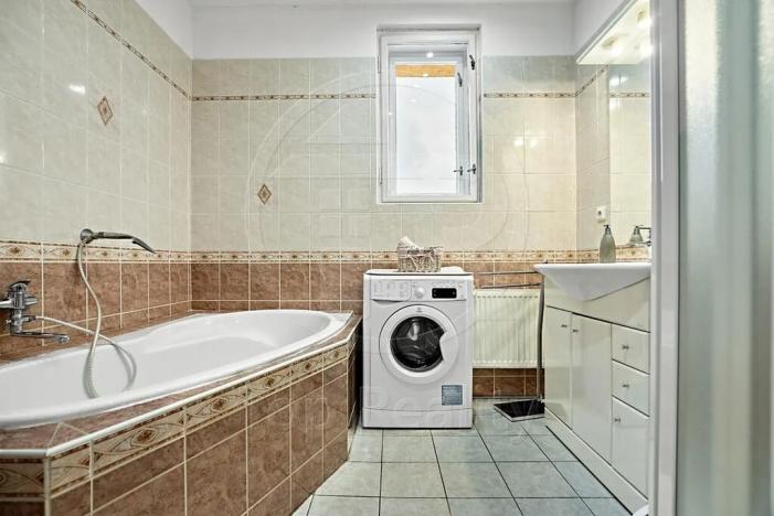 Prodej rodinného domu, Roztoky u Semil, 292 m2