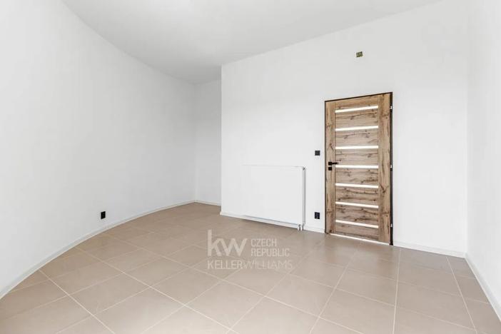 Pronájem obchodního prostoru, Tábor, Berlínská, 1073 m2