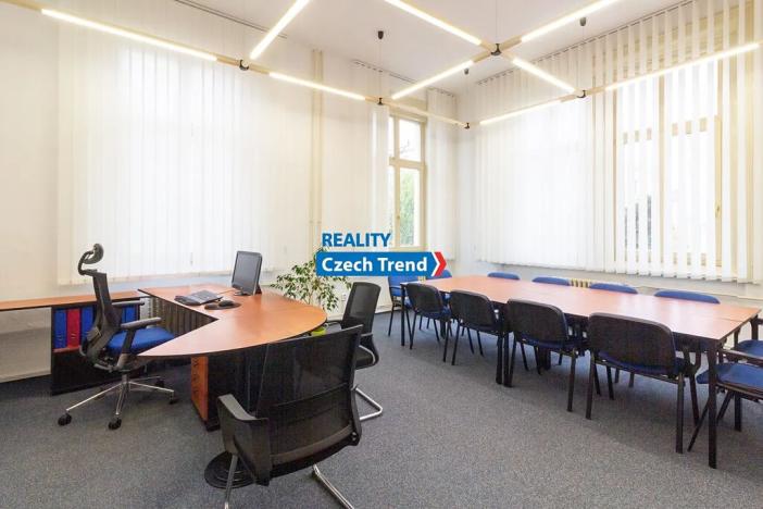 Prodej činžovního domu, Olomouc, Kollárovo nám., 2762 m2