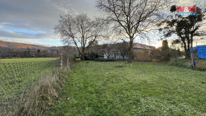 Prodej zahrady, Hranice - Hranice VII-Slavíč, 1974 m2