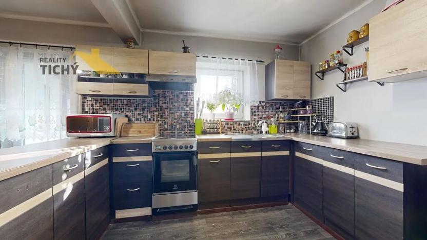 Prodej rodinného domu, Červený Kostelec, Vyšehrad, 127 m2