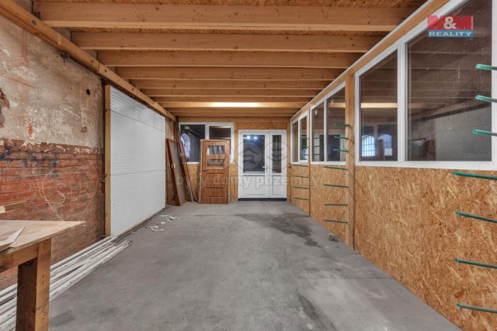 Prodej skladu, Lázně Bělohrad, Nádražní, 850 m2