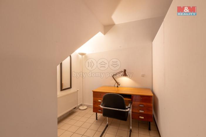 Prodej obchodního prostoru, Postoloprty, Marxovo náměstí, 440 m2